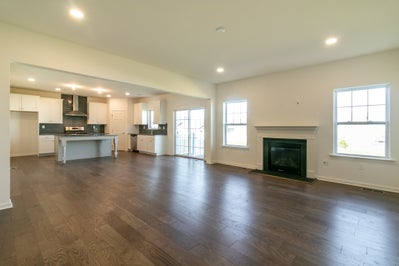 Folino Great RoFolino Great Room with Optional Fireplaceom with Optional Gas Fireplace. 3br New Home in White Haven, PA