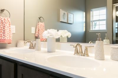 Sienna Optional In-Law Bath. 2,828sf New Home in Schnecksville, PA
