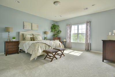 Sienna Owner's Suite. 4br New Home in Schnecksville, PA