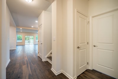 Franklyn Foyer. 2,486sf New Home in White Haven, PA