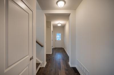 Franklyn Foyer. 3br New Home in White Haven, PA