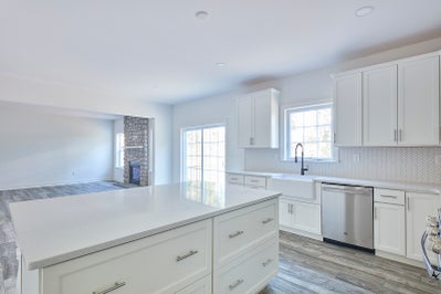 Folino Kitchen. 2,134sf New Home in White Haven, PA