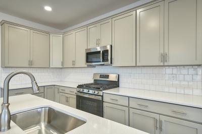 Reserve Inglewood Kitchen. Reserve Inglewood II New Home in Drums, PA