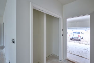 SS-45 Mud Room. 3br New Home in Drums, PA