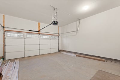 Grayson Garage. 2,033sf New Home in Easton, PA